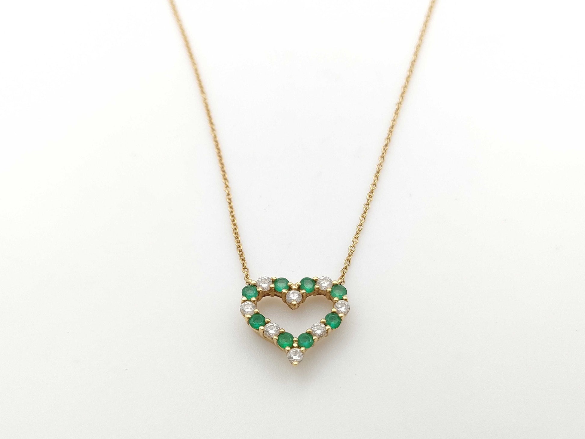Tiffany & Co. Sentimental Heart Emerald and Diamond Necklace in Yellow Gold 750, 3.4g 
