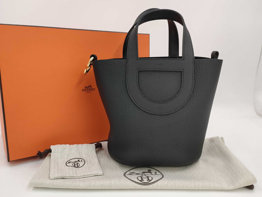 HERMES In the Loop 18 Noir Handbag with Gold Hardware and K Stamp