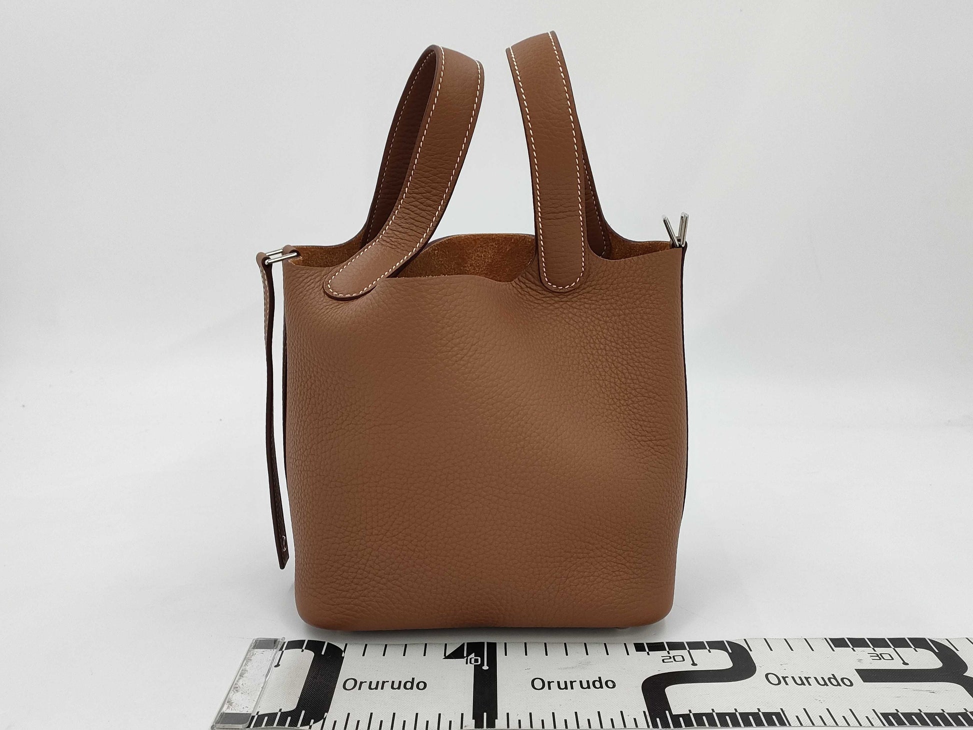 HERMES Picotin Lock PM Handbag in Gold, Taurillon Clemence Leather, Silver Hardware, K Stamp