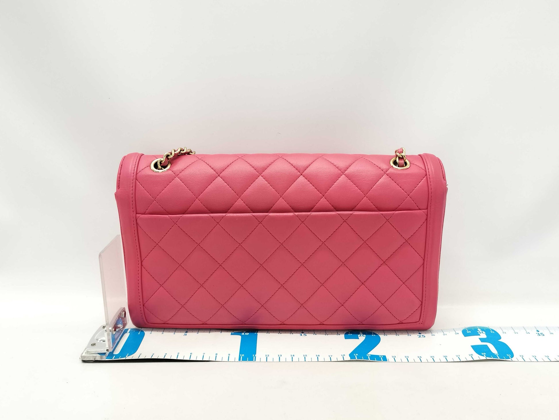 CHANEL Shoulder Bag