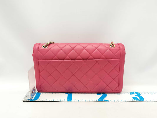 CHANEL Shoulder Bag
