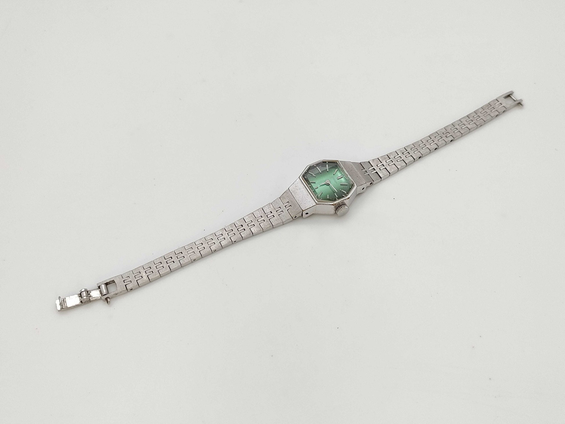 CITIZEN 4-676068S 5110310 66-7170 Manual Winding Green Dial Non-Moving Women's Watch