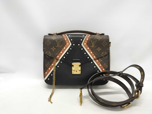 LOUIS VUITTON Monogram Pochette Metis M43488 Shoulder Bag