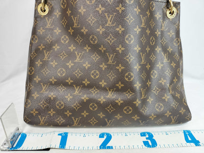 LOUIS VUITTON Monogram Louis Vuitton Artsy Monogram Shoulder Bag