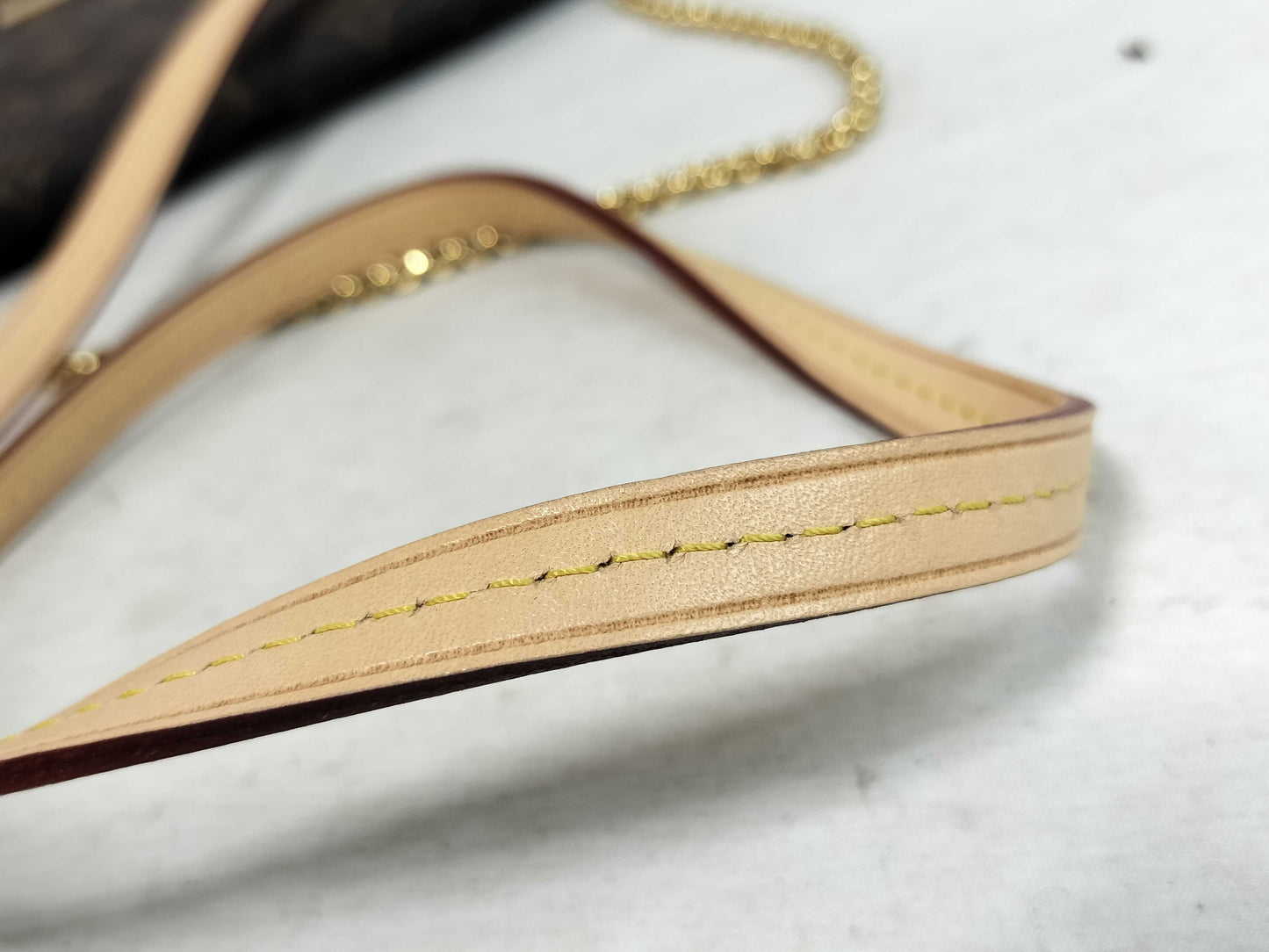 LOUIS VUITTON Monogram Louis Vuitton Favorite Monogram Shoulder Bag