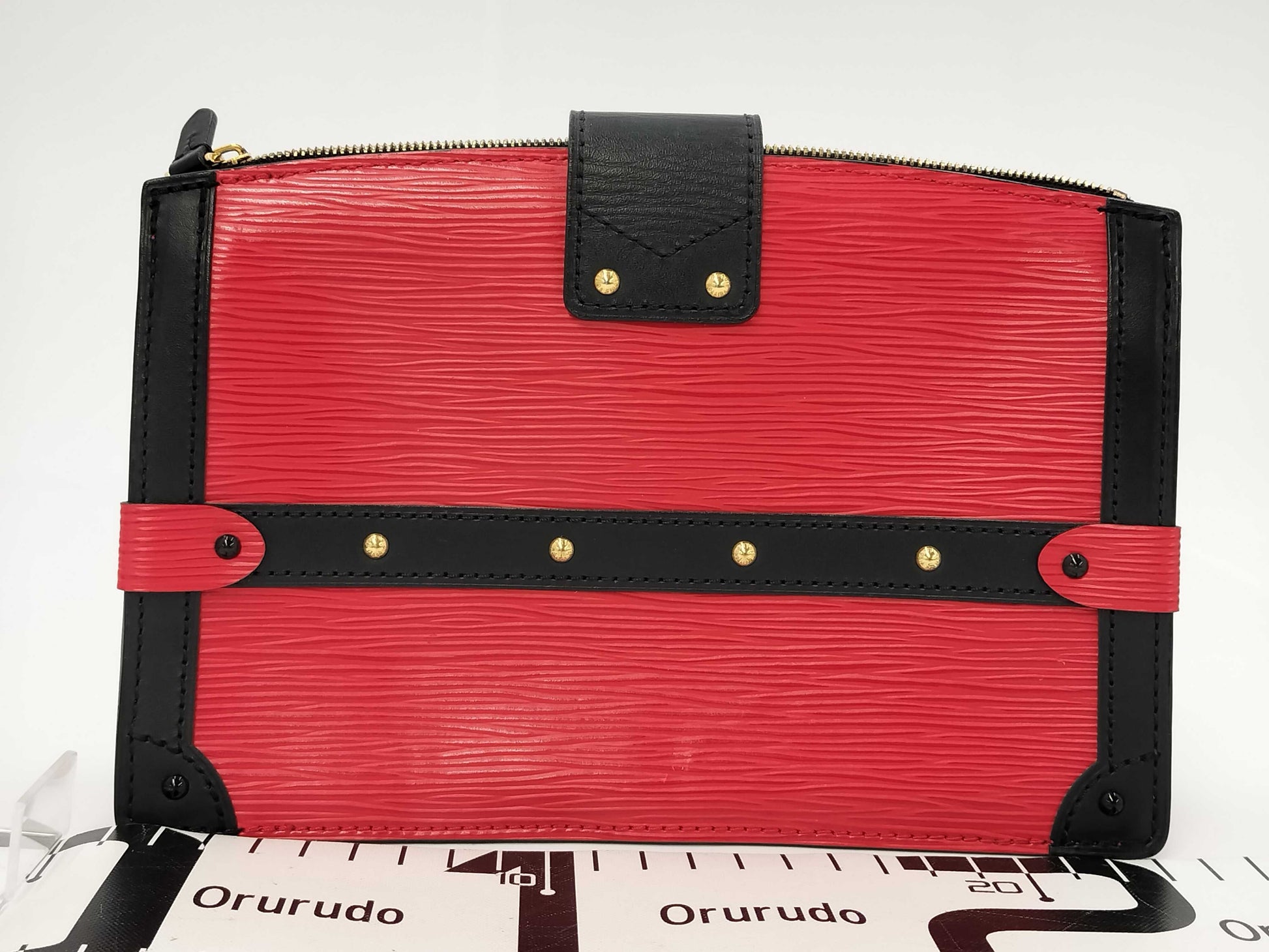 LOUIS VUITTON Epi Trunk Clutch Shoulder Bag