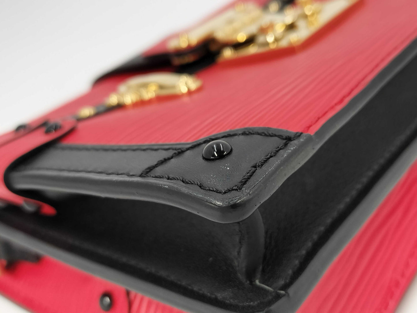 LOUIS VUITTON Epi Trunk Clutch Shoulder Bag