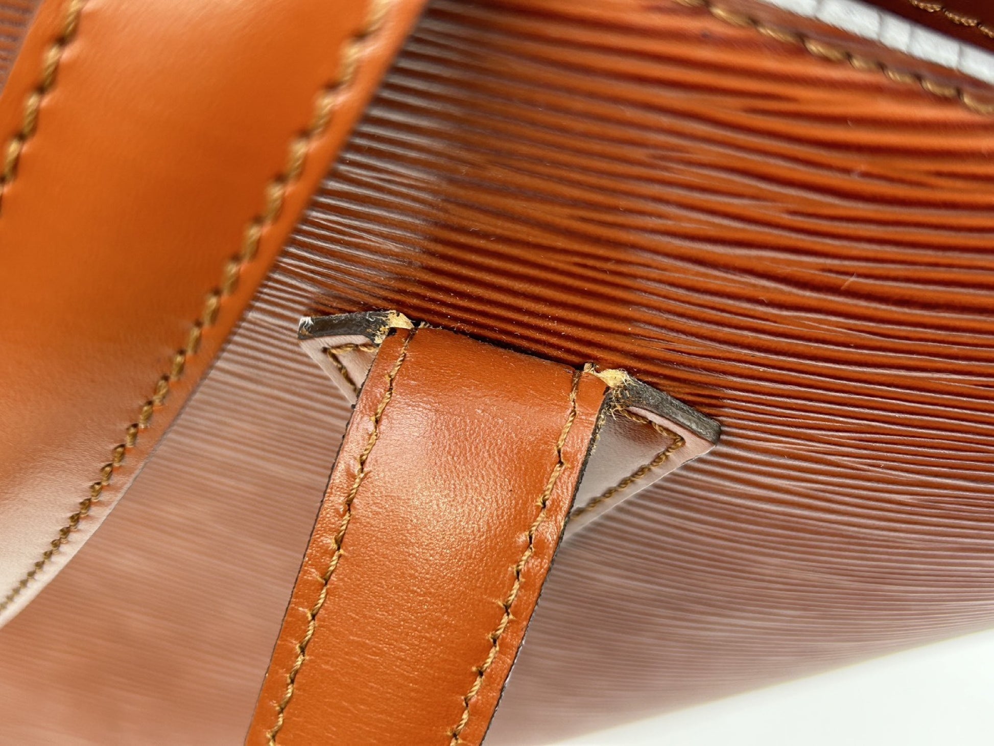 LOUIS VUITTON Epi Saint-Jacques GM Kenya Brown Tote Bag