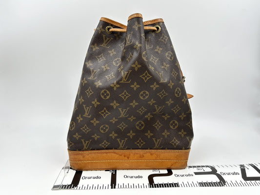 LOUIS VUITTON Monogram Petit Noe A2 884 Shoulder Bag
