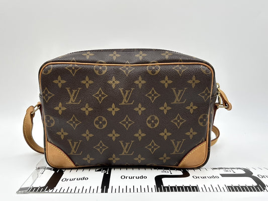 LOUIS VUITTON LOUIS VUITTON Vuitton Monogram Trocadero 27 MB1015 Shoulder Bag