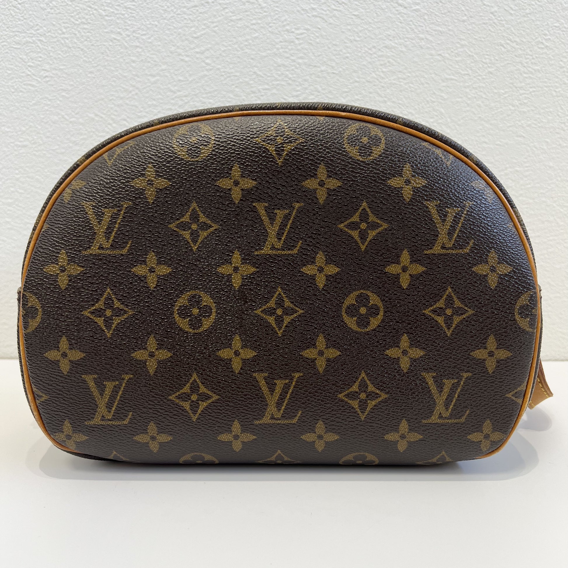 LOUIS VUITTON LOUIS VUITTON Louis Vuitton Blois Shoulder Bag Monogram Women's M51221 Monogram Leather Shoulder Bag Shoulder Bag