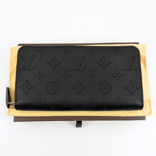 LOUIS VUITTON Mahina Zippy Wallet Noir Round Zip Wallet M61867 Wallet Box and Dust Bag Included