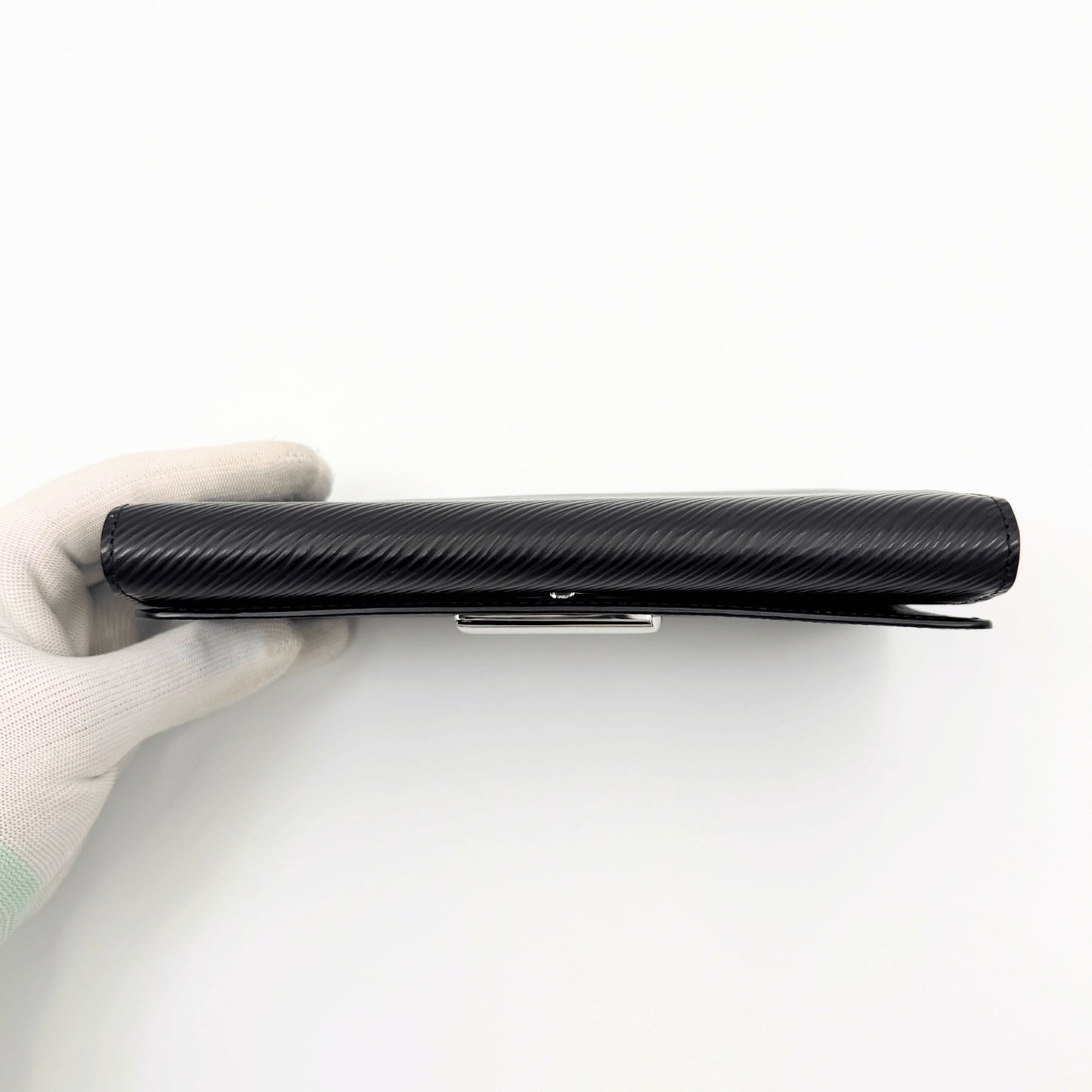 LOUIS VUITTON Epi Twist Wallet M68309 Wallet
