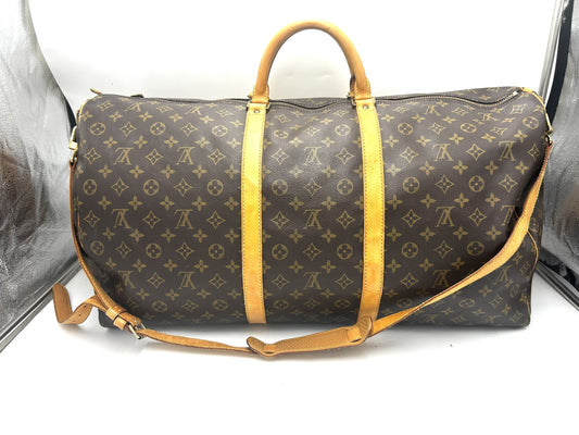 LOUIS VUITTON Keepall Bandouliere 60 Monogram Bag