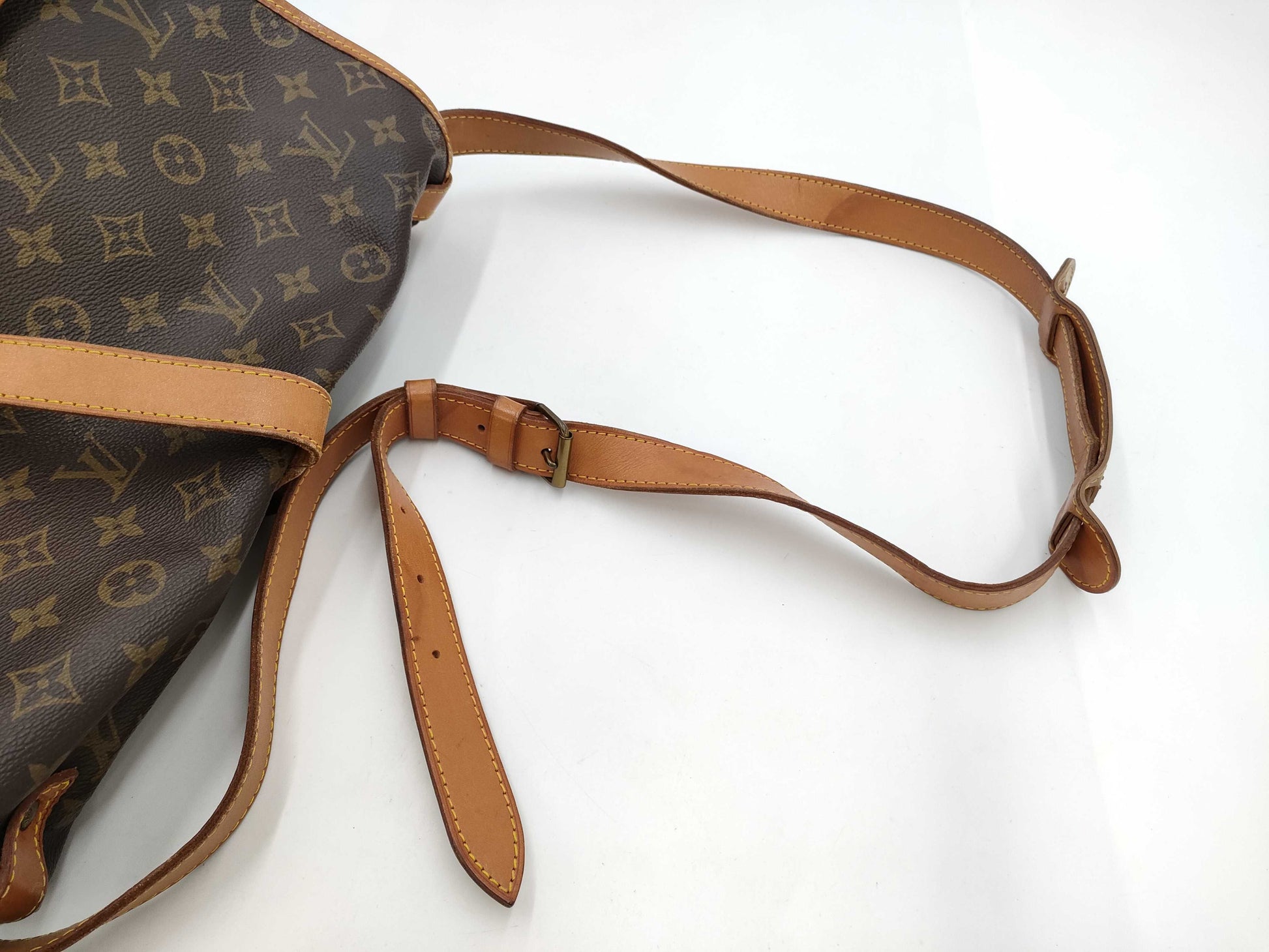 LOUIS VUITTON Monogram Saumur 35 FH0952 Shoulder Bag