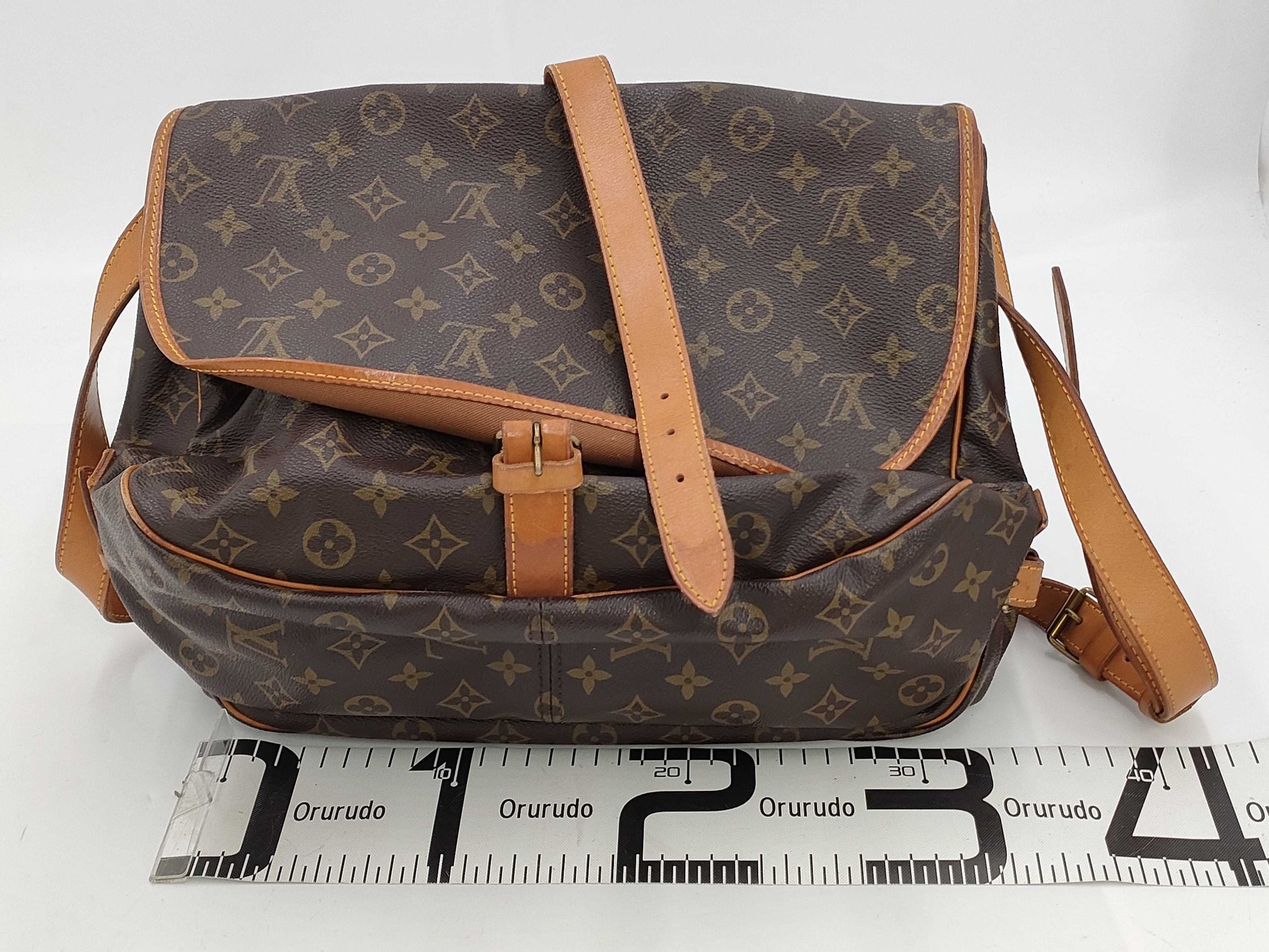 LOUIS VUITTON Monogram Saumur 35 FH0952 Shoulder Bag