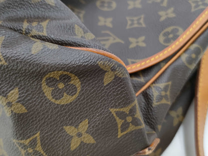 LOUIS VUITTON Monogram Saumur 35 FH0952 Shoulder Bag