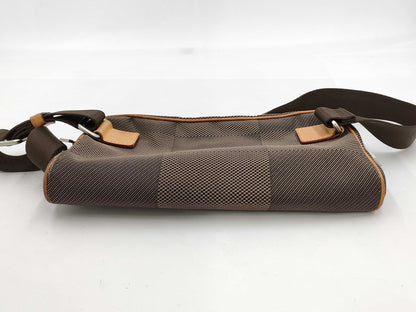 LOUIS VUITTON Louis Vuitton Geant Acrobat Tail AR0182 Shoulder Bag