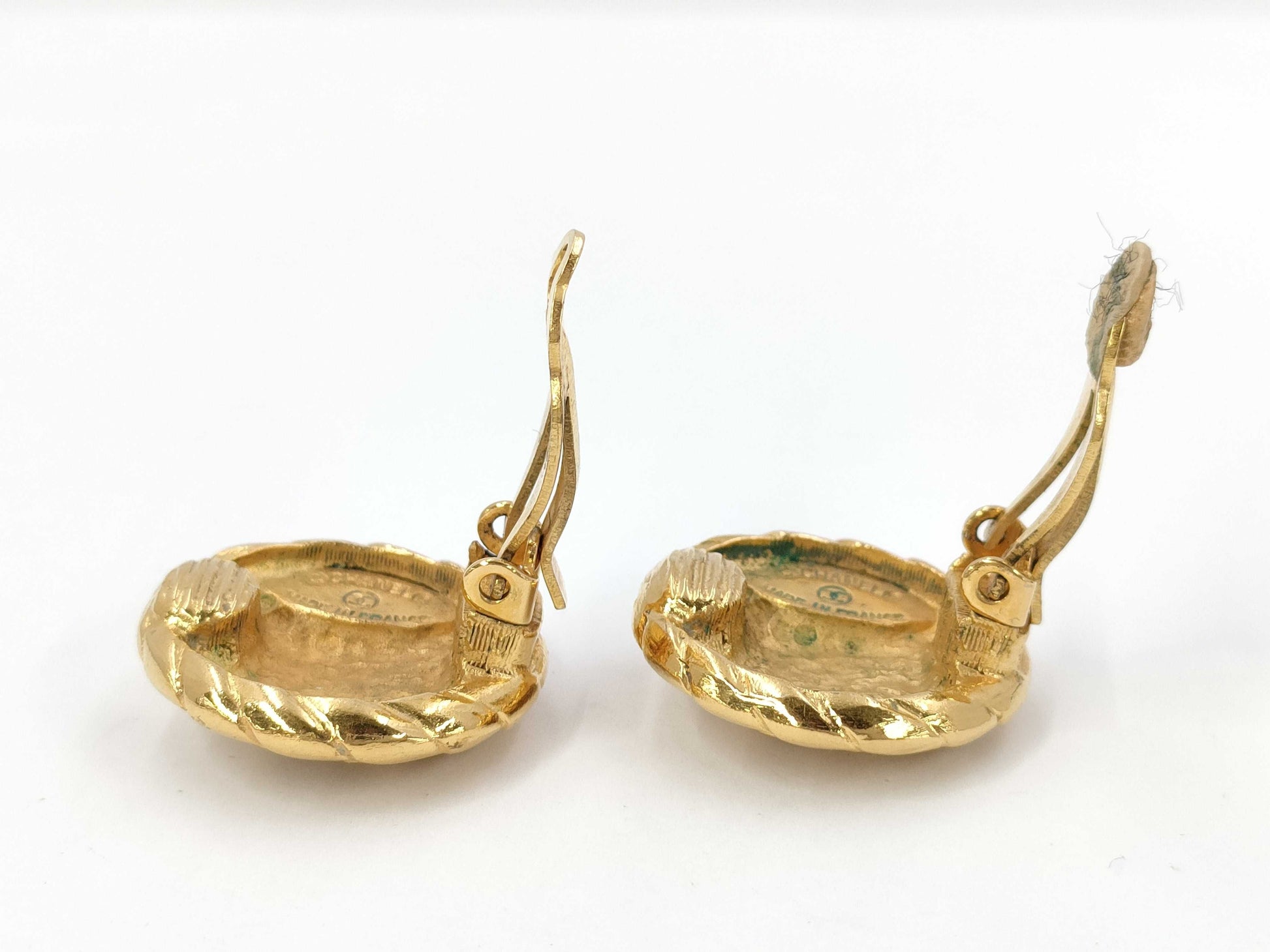 CHANEL Coco Mark Circle Gold Yg Earrings