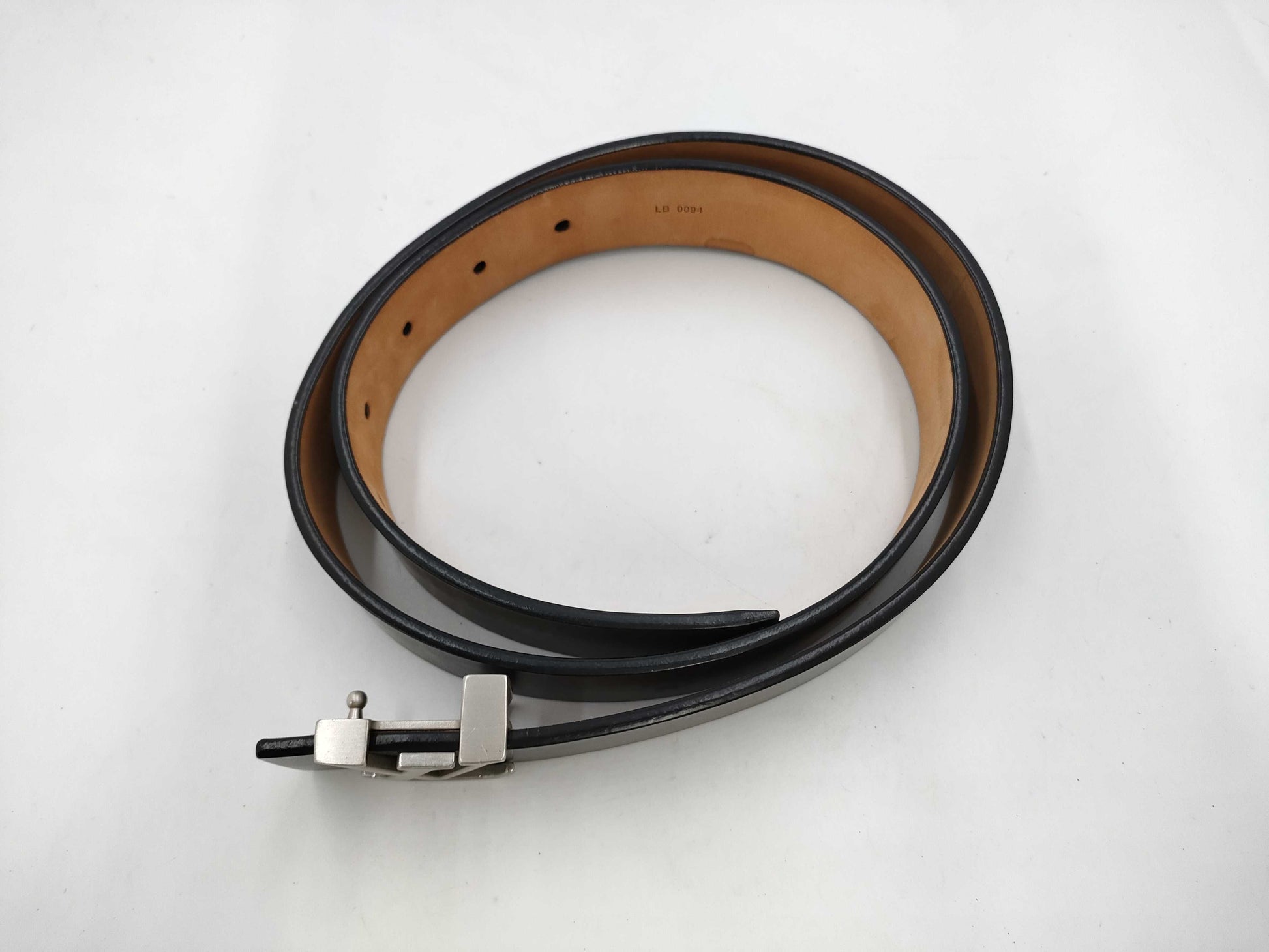 LOUIS VUITTON Nomade Ceinture with LV Initials in Noir, M6901V/LB0094 Belt