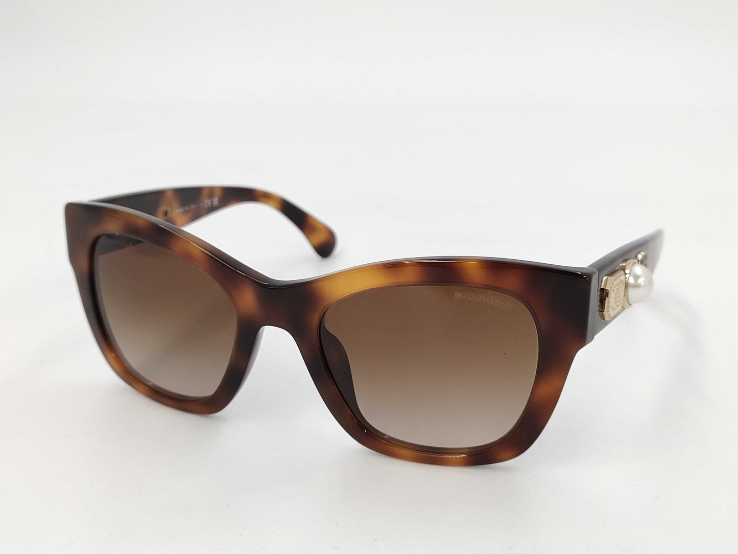 CHANEL Chanel 5478-A Brown Camellia Pearl Sunglasses
