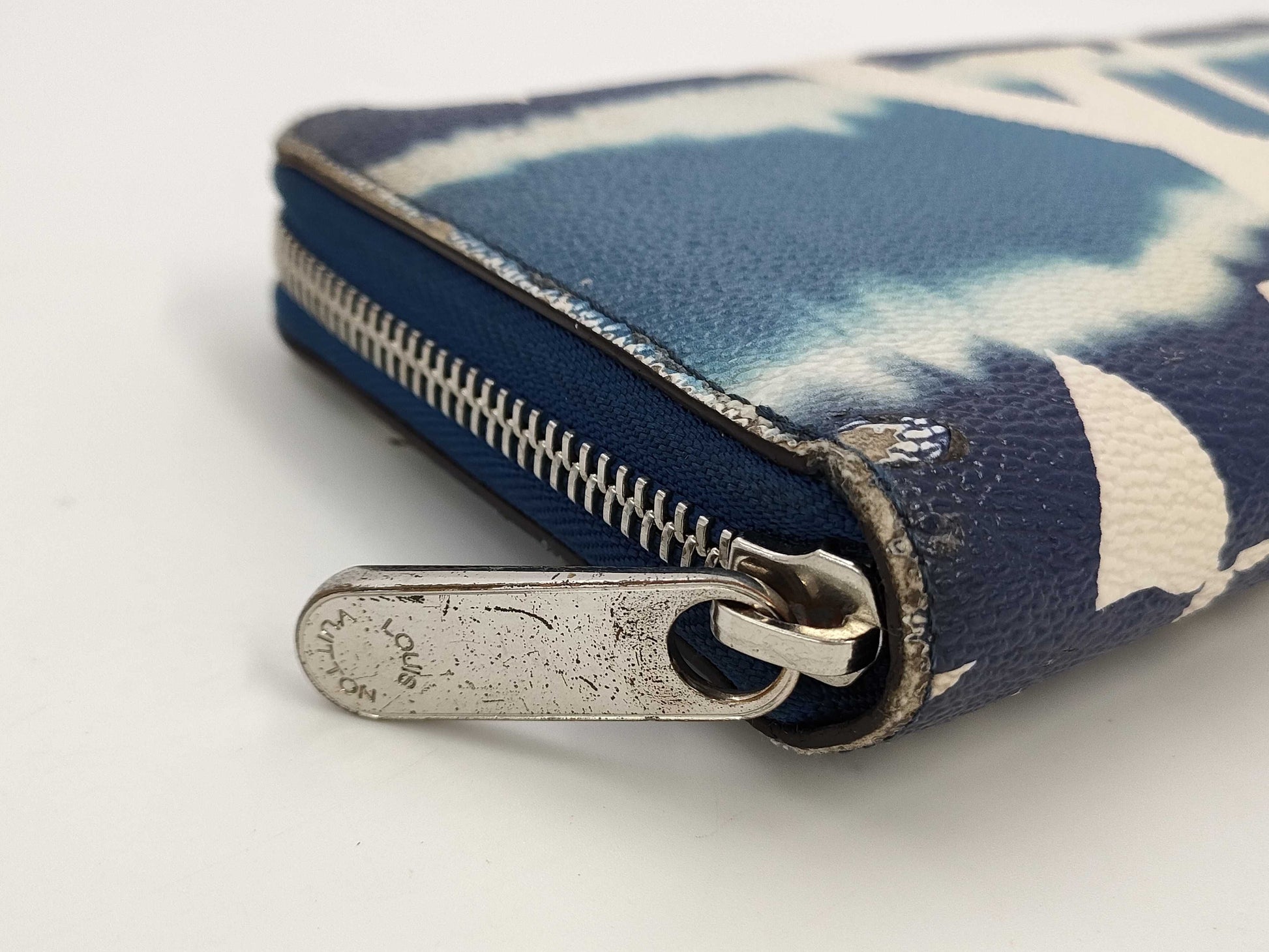 LOUIS VUITTON Louis Vuitton LV Escale Zippy Wallet M68841 Monogram Giant Wallet