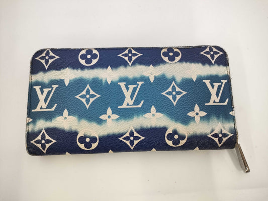 LOUIS VUITTON Louis Vuitton LV Escale Zippy Wallet M68841 Monogram Giant Wallet