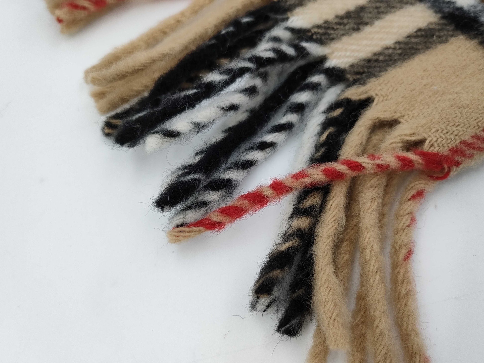 Burberrys Scarf Scarf