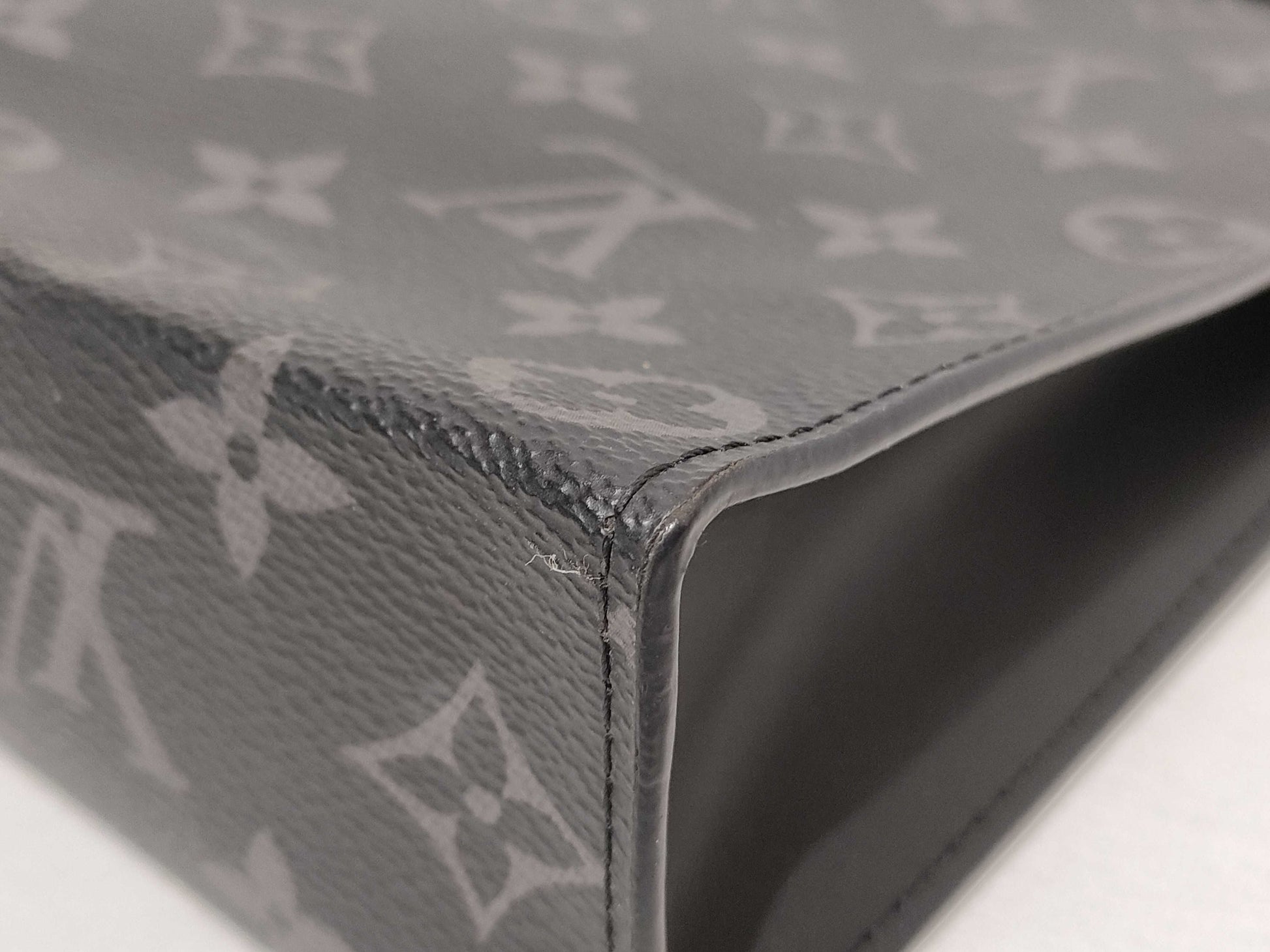 LOUIS VUITTON Monogram ID-Louis Vuitton Monogram Eclipse Pochette Voyage M61692 Black Second Bag