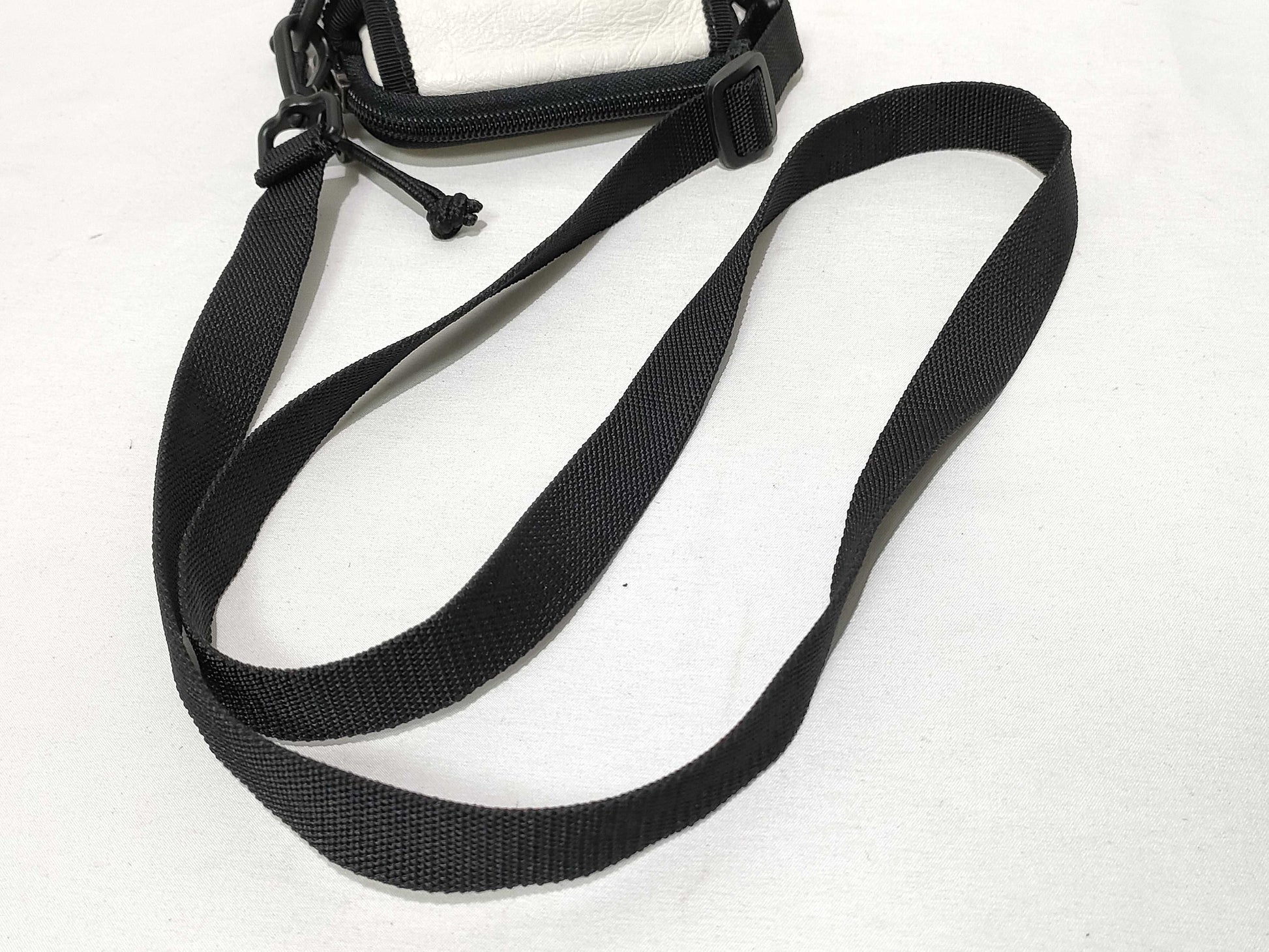 BALENCIAGA Explorer Leather Shoulder Bag White x Black 593329 Shoulder Bag