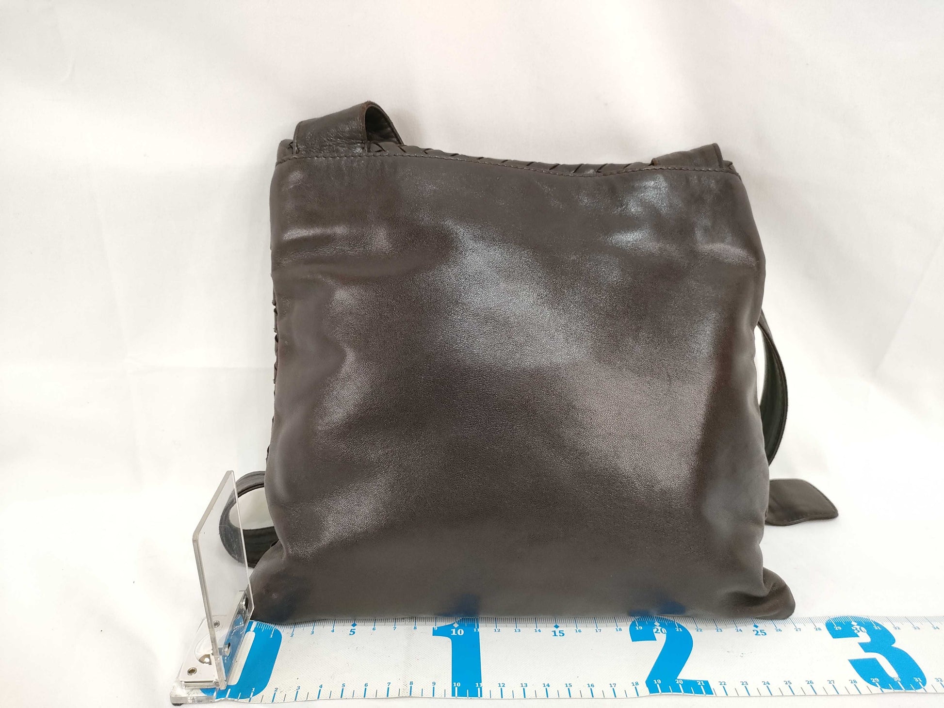 BOTTEGA VENETA Intrecciato Intrecciato Intrecciato Leather Messenger Brown Shoulder Bag