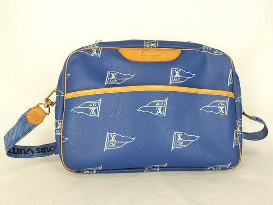 LOUIS VUITTON Louis Vuitton Cup Vuitton LV Cup Sackcows M80008 Shoulder Bag