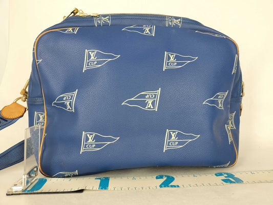 LOUIS VUITTON Louis Vuitton Cup Vuitton LV Cup Sackcows M80008 Shoulder Bag