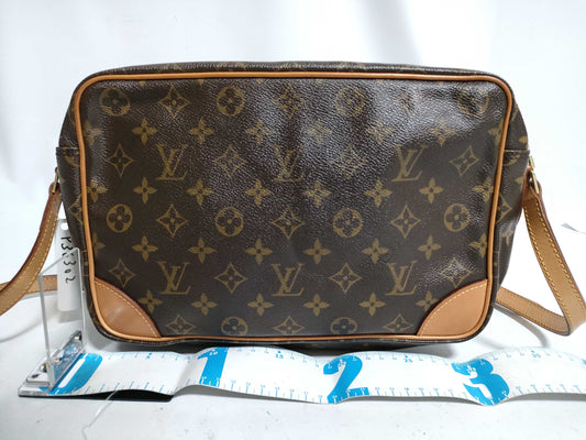 LOUIS VUITTON Monogram HK-Louis Vuitton M51272 Monogram Trocadero 30 Handbag
