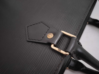 LOUIS VUITTON Epi Vuitton Epi Sack Pla M59082 Medium Solid Corner Medium BC Rank One-Time Purchase Handbag