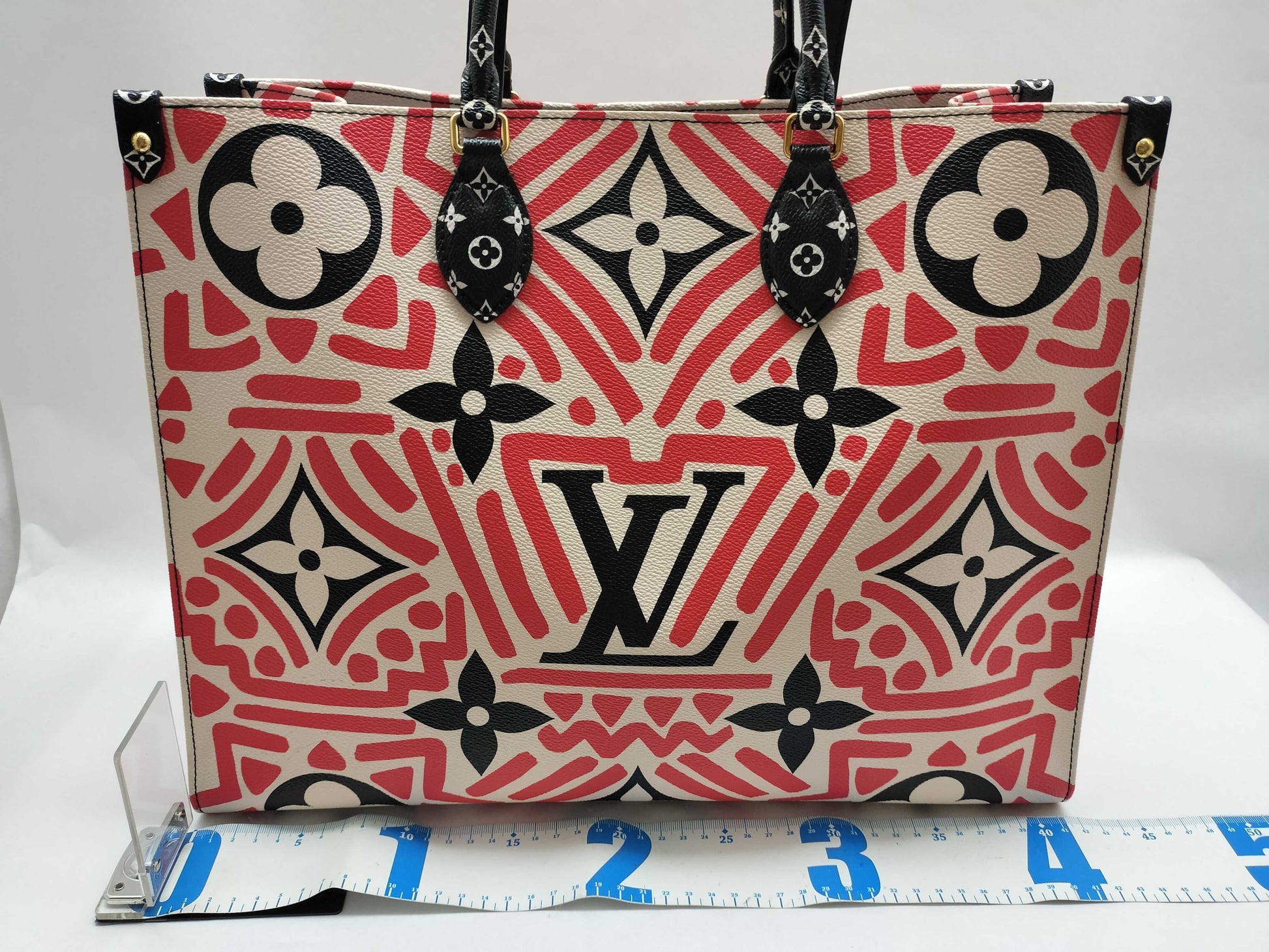 LOUIS VUITTON Louis Vuitton On-Zago-GM Monogram Giant Jungle Tote Bag