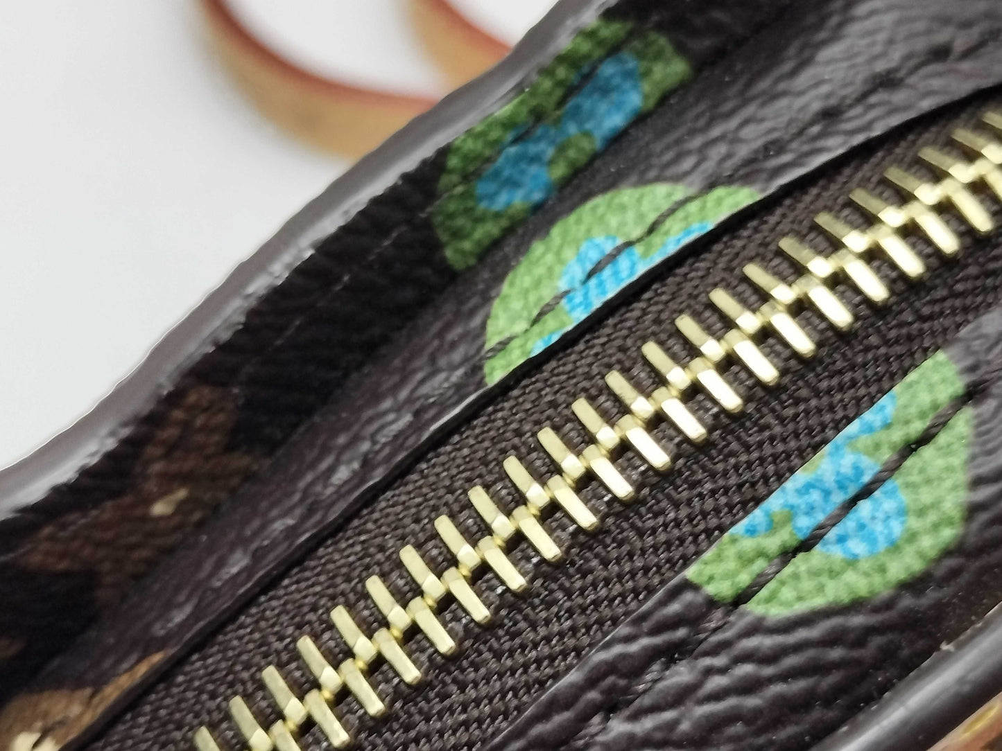 LOUIS VUITTON Monogram Louis Vuitton Monogram Shoulder Bag Shoulder Bag