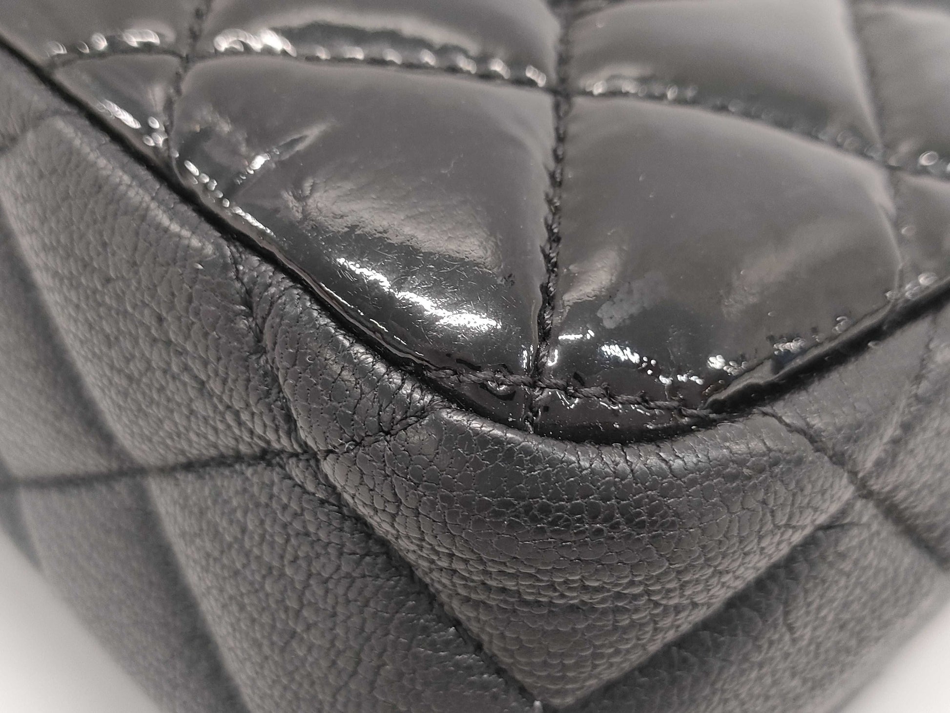 CHANEL CHANEL Matelasse Shoulder Bag