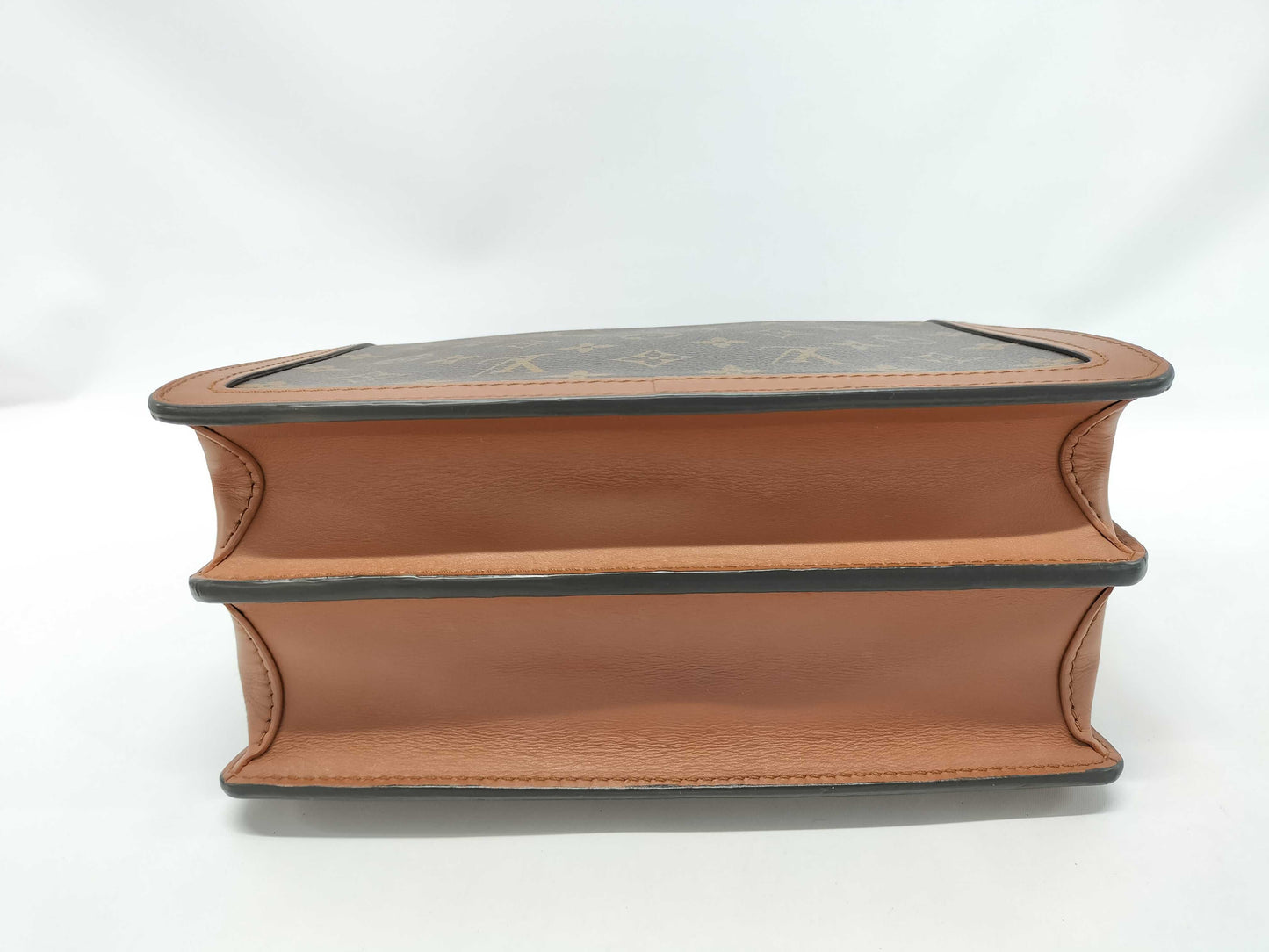 LOUIS VUITTON Monogram Reverse Dauphine MM Shoulder Bag