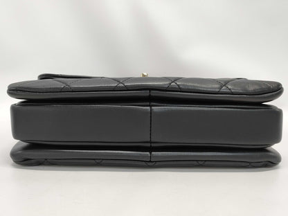 CHANEL Matelasse Plate Hand Black Shoulder Bag