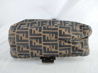 FENDI FENDI Fendi Mamma Bucket Bag Shoulder Bag