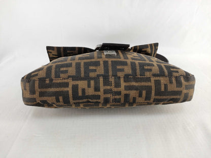 FENDI FENDI Fendi Mamma Bucket Bag Shoulder Bag