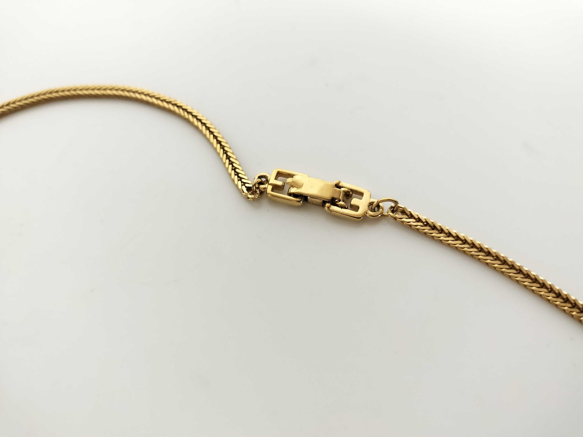 GIVENCHY Givenchy Necklace Necklace