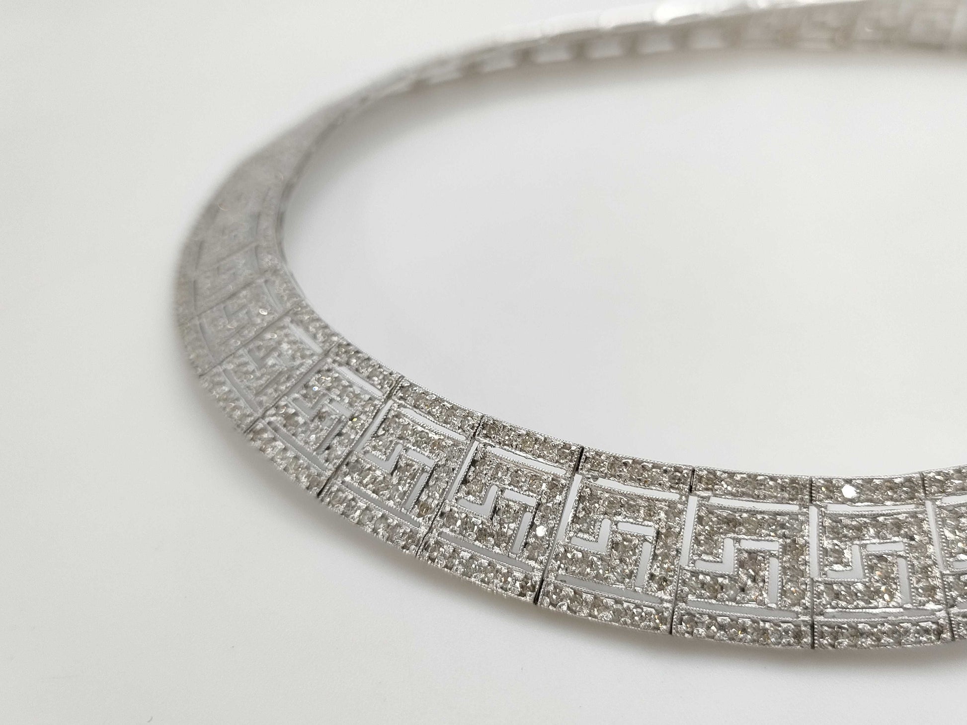 D13.5ct 750 63.5g Necklace 