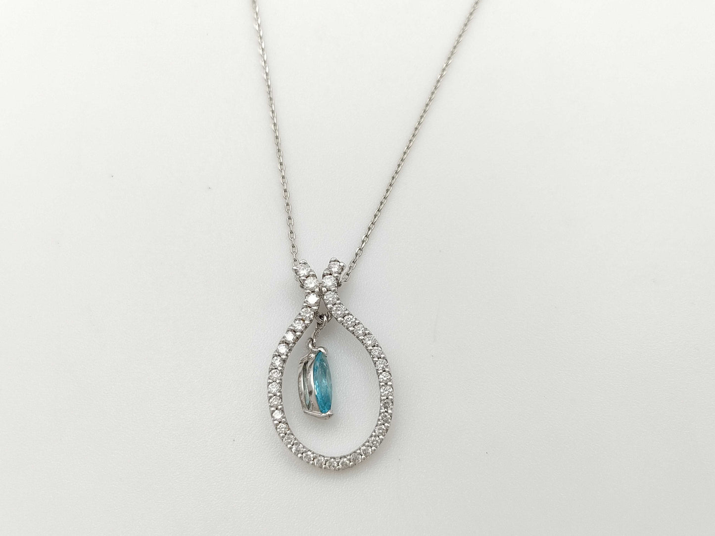 TL0.37ct D0.41ct K18WG/PT850 3.5g Necklace 
