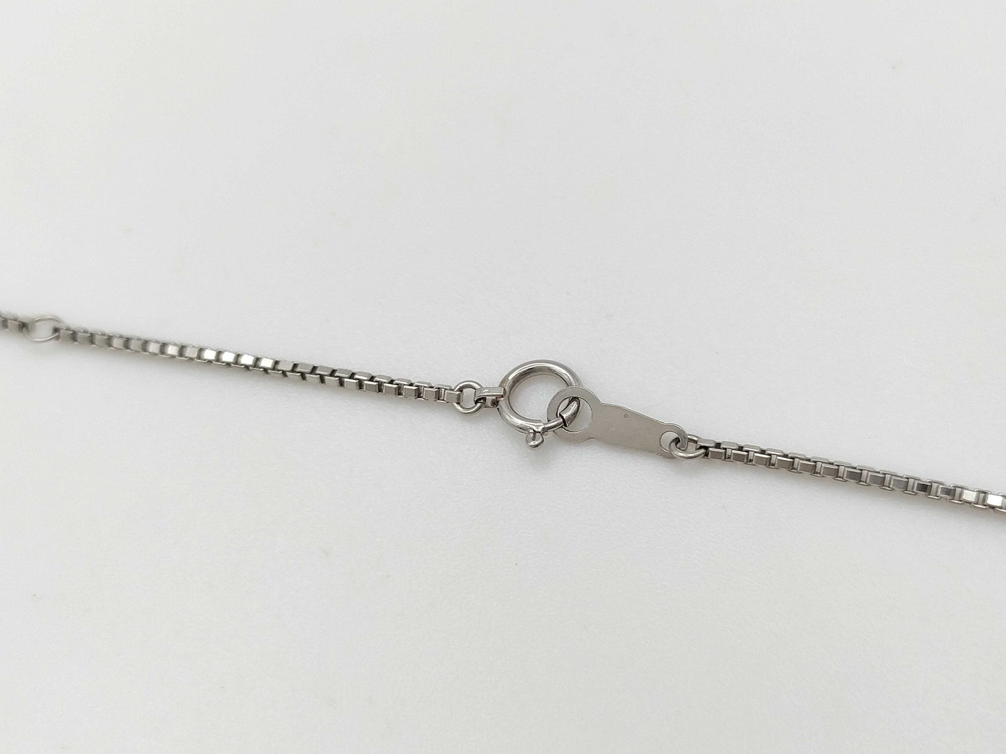 Sphene 3.428ct PT900/850 13.8g Necklace 