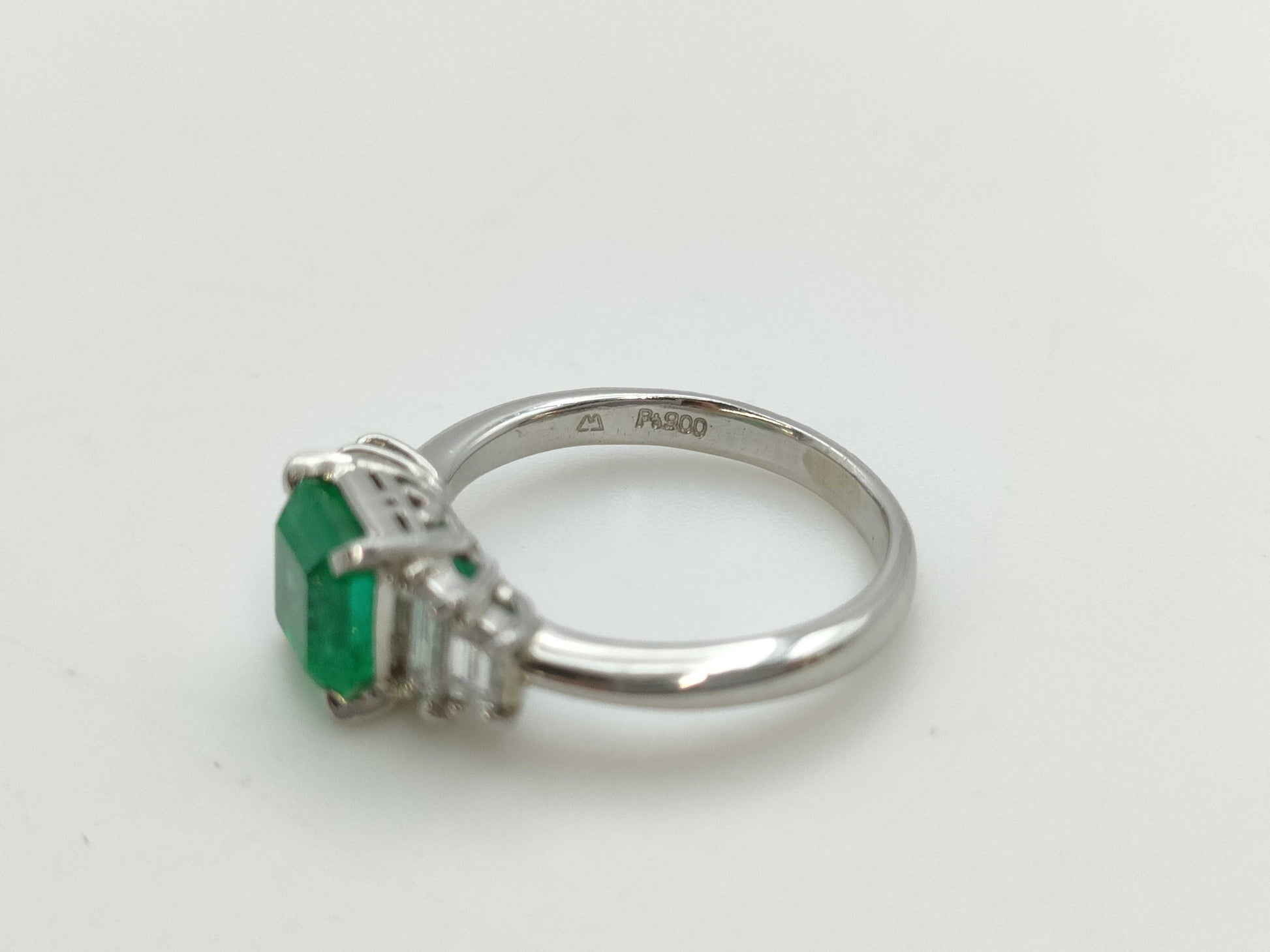E1.26ct D0.33ct Pt900 4.8g Ring 