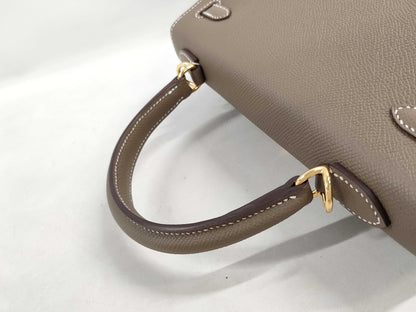 HERMES Kelly 25 Epsom Etoupe Gold Hardware GP B Stamp Bag