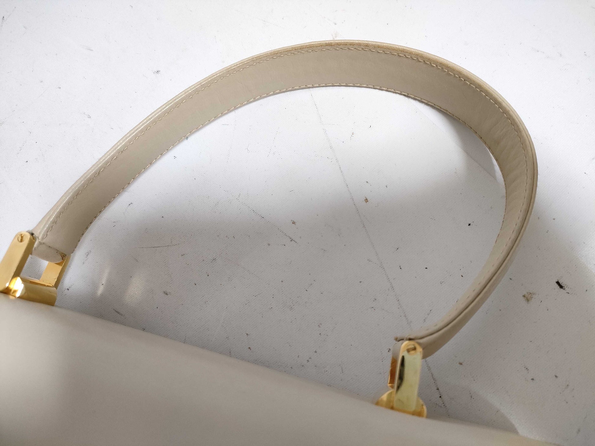 Tiffany & Co. TIFFANY T Handbag Beige/Gold W25cm Handbag