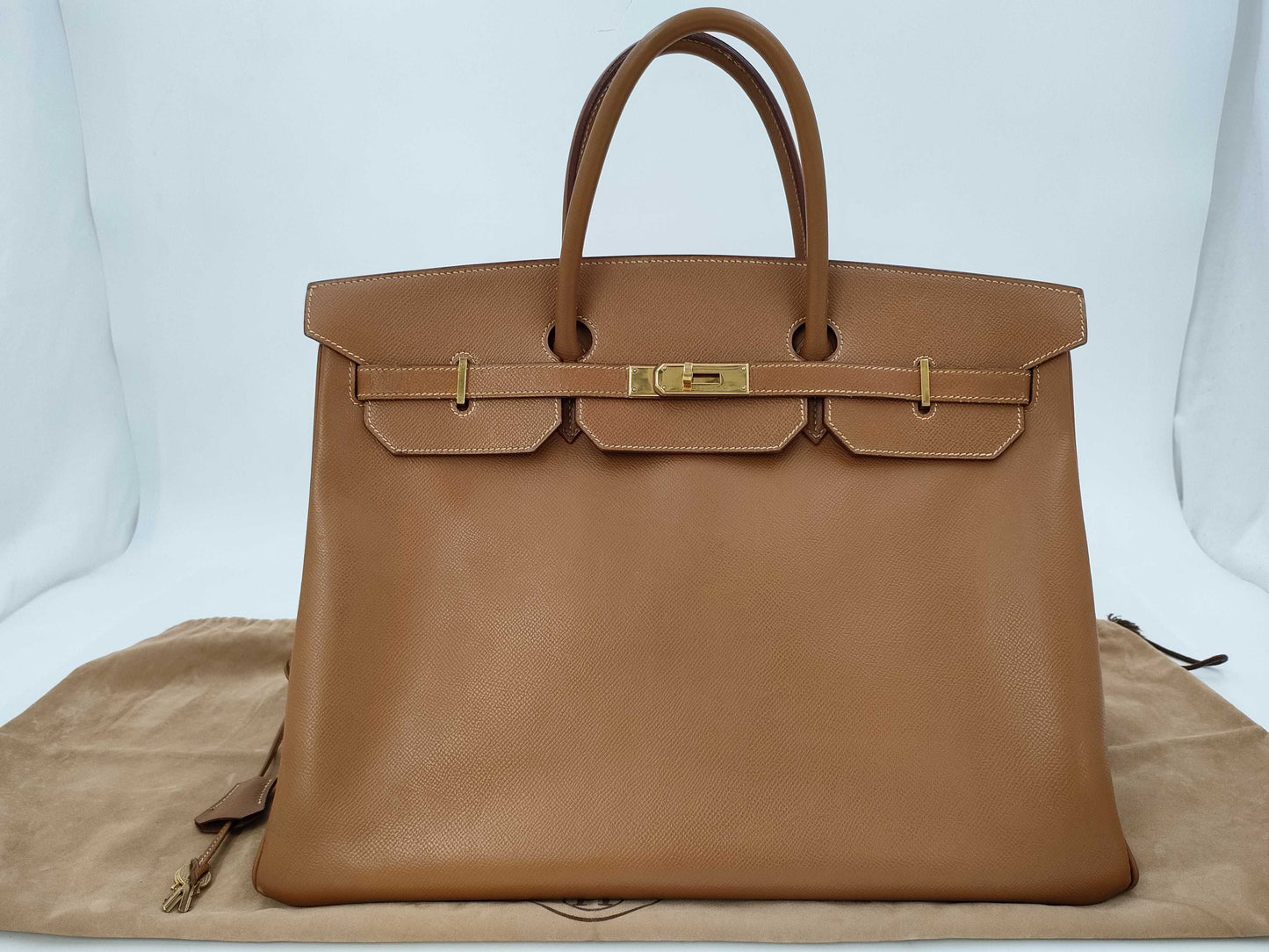 HERMES Birkin 40 Couchvel Gold Handbag